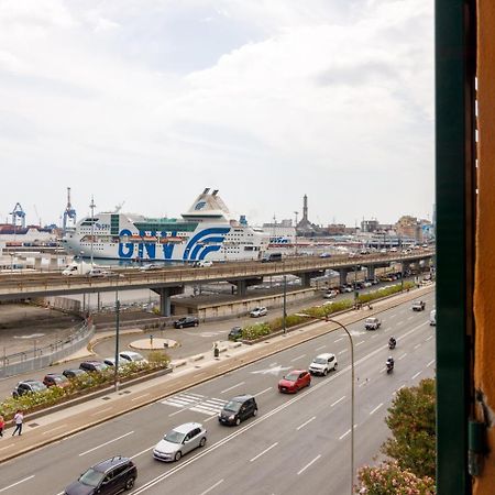 B&B Al Fronte Del Porto Cenova Dış mekan fotoğraf