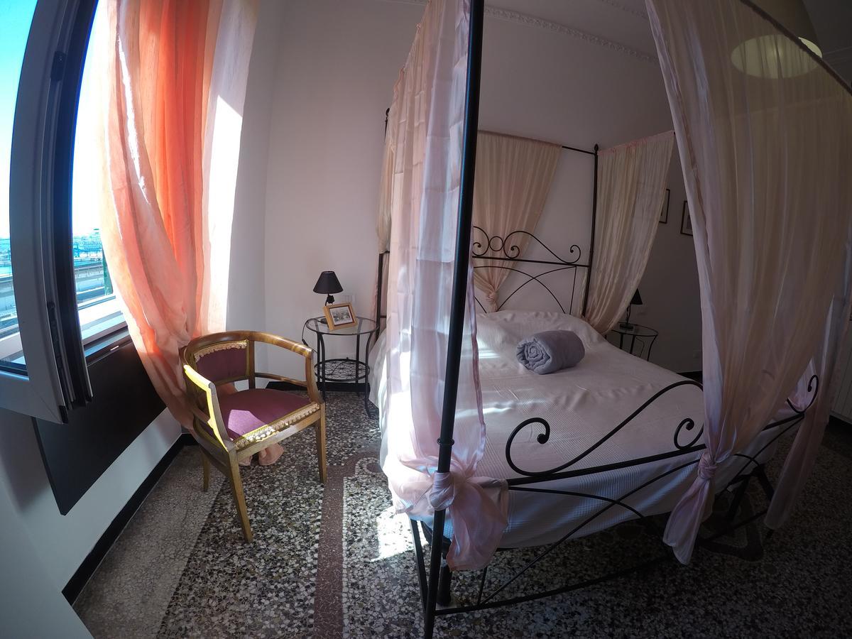 B&B Al Fronte Del Porto Cenova Dış mekan fotoğraf