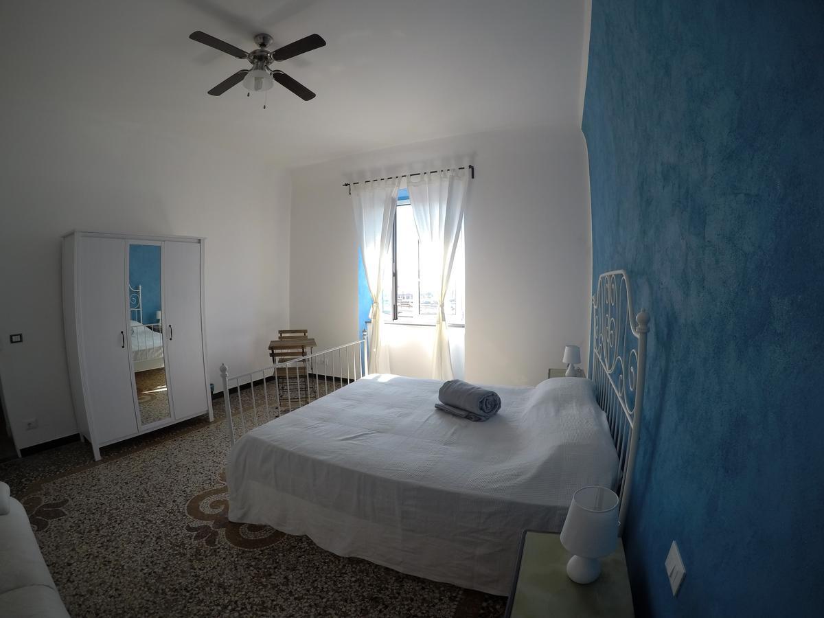B&B Al Fronte Del Porto Cenova Dış mekan fotoğraf